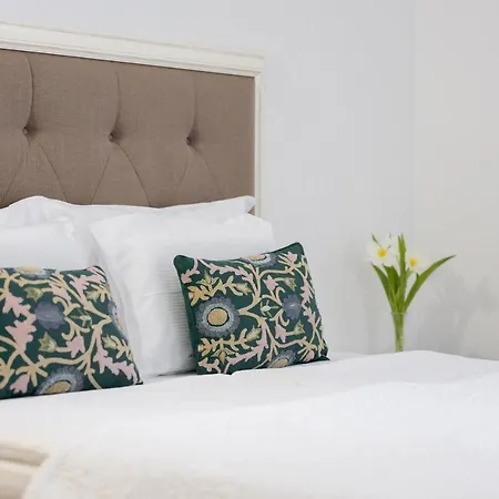 City Central Apartment *